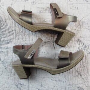 EUC Naot Intact Pewter Taupe Leather Sandals Size 39 / US 8 / 8.5